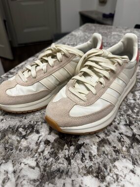 adidas Cream & Beige Vintage-Inspired Runner Sneakers